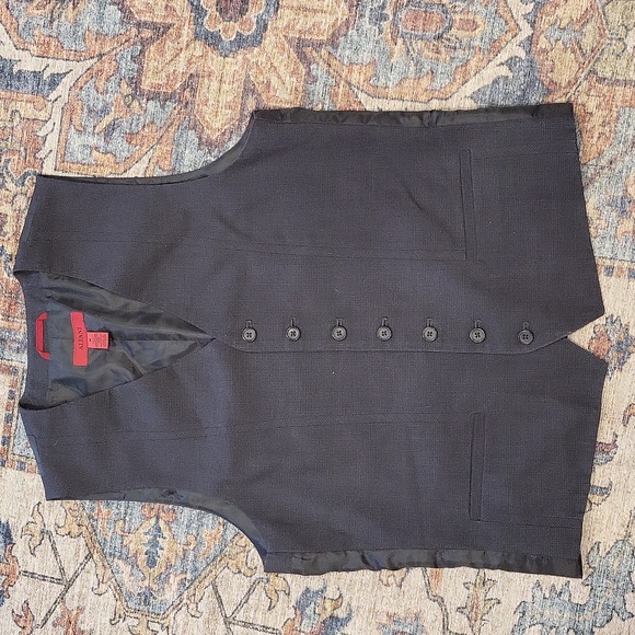 Alfani charcoal vest in Medium - Picture 1 of 4